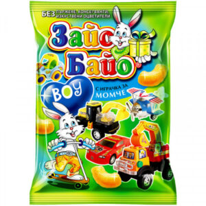 ZAYO BAYO Boy mit Geschenk, 40 g – knuspriger Maissnack mit Überraschungsspielzeug, ideal für Kinder als kleiner Snack und spaßiges Extra zwischendurch.